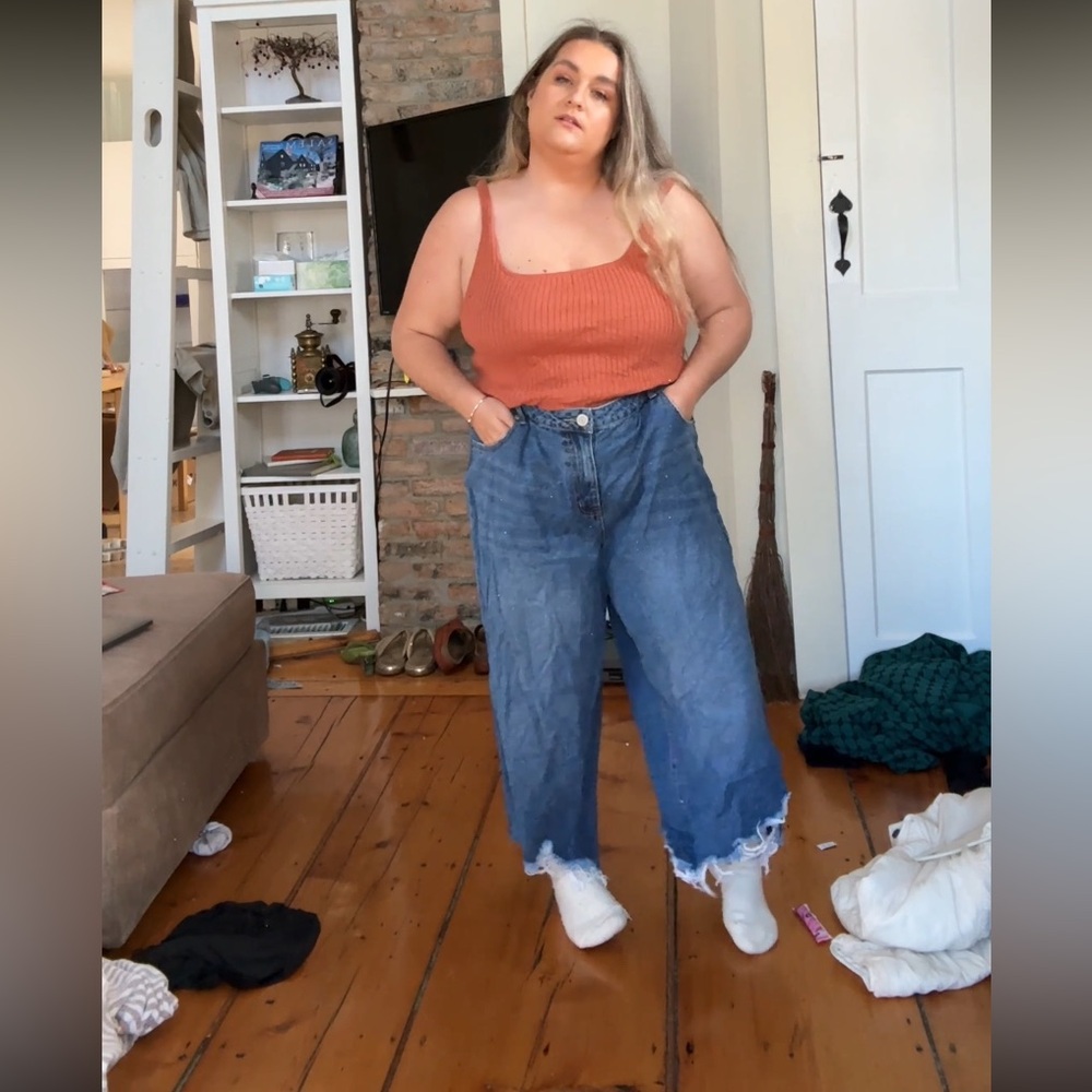 CUTE JEANS
